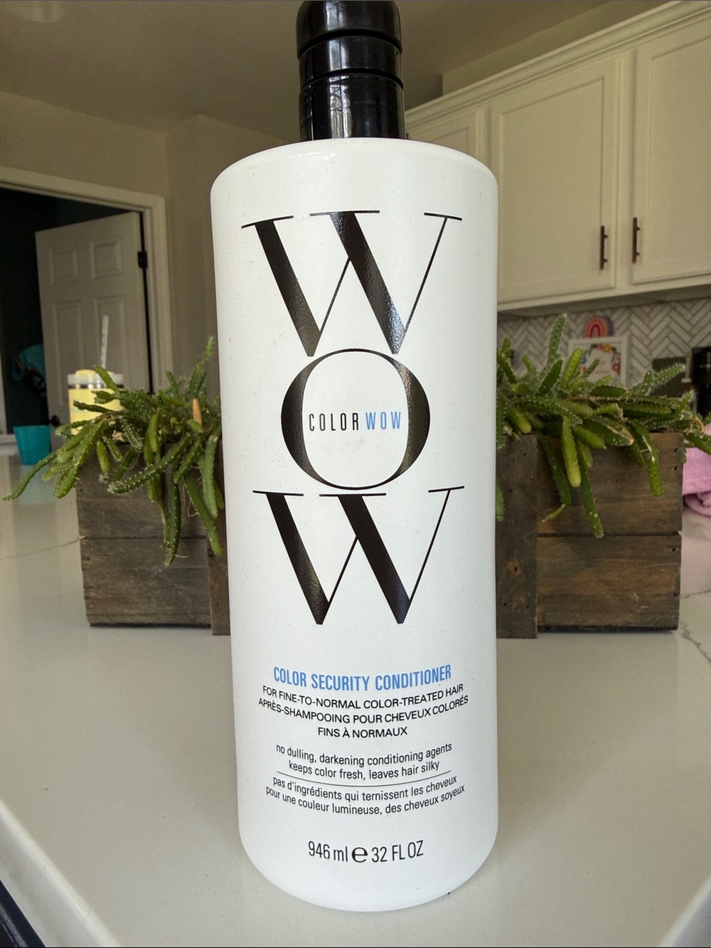 COLOR WOW Color Security Conditioner FOR FINE TO NORMAL HAIR. 32 fl oz